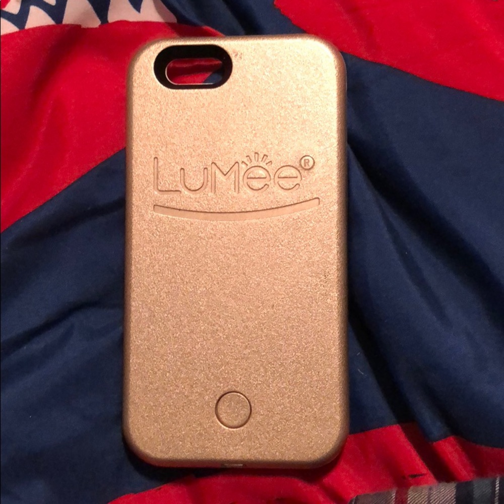 Lumee case